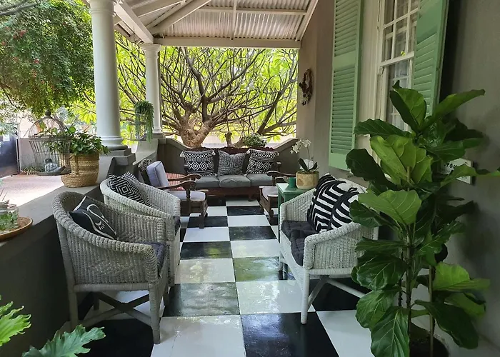 Waterhouse Guest Lodge In Muckleneuk Pretoria